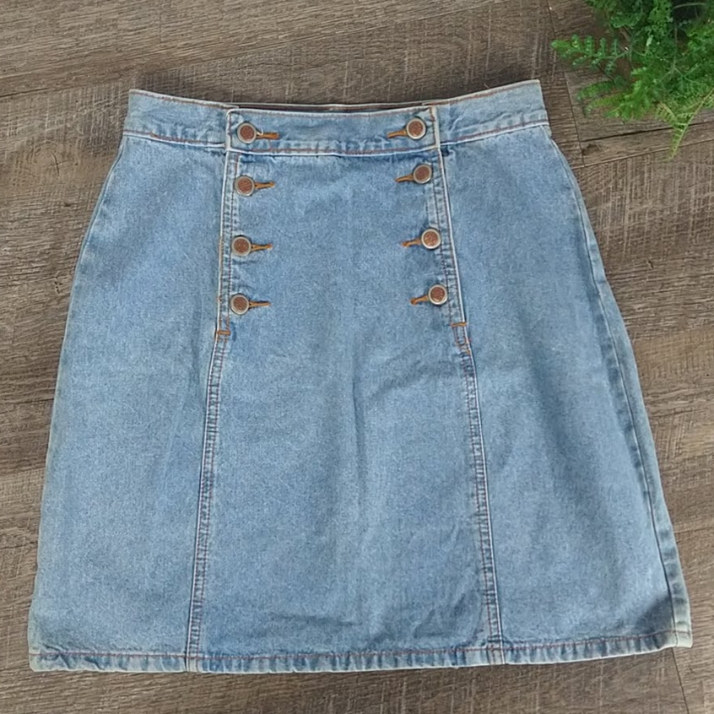 Bill Blass Double Row of Buttons Jean Skirt SZ10